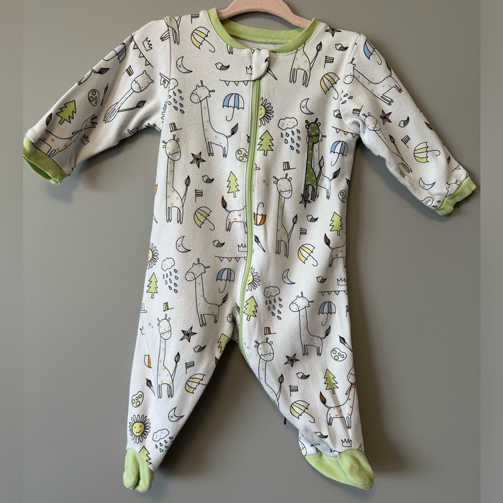 Tuffy footed sleeper, size 3 months